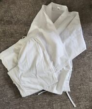 Karate Martial Arts Gi Size 4 White, used for sale  Shipping to South Africa