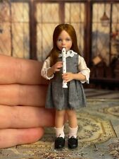 Boneca esculpida vintage artesanal miniatura assinada menina jovem com flauta OOAK comprar usado  Enviando para Brazil