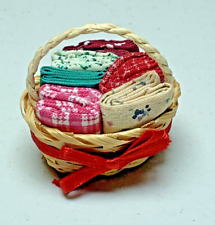 Acessório miniatura para móveis de costura cesta de vime pano para casa de bonecas, usado comprar usado  Enviando para Brazil