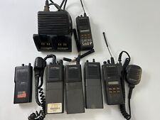 Lote de 7 walkie talkies de radio de mano Motorola para piezas no probadas MT1000 segunda mano  Embacar hacia Argentina