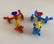 2 Triciclos de Plástico Vintage Renwal No. 7 miniaturas para casa de muñecas de Estados Unidos segunda mano  Embacar hacia Argentina