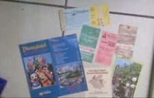 Lot disneyland 1981 d'occasion  Expédié en Belgium