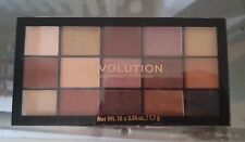 Eyeshadow palette revolution usato  Urbania