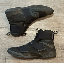 Usado, Zapatos para hombre Nike Lebron Soldier 10 Triple Black Space 844374-001 talla 13 segunda mano  Embacar hacia Mexico