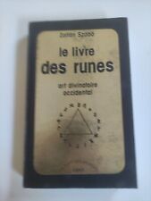 Livre runes zoltán d'occasion  Aix-en-Provence-