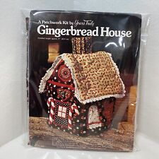 Um kit de retalhos da Truly Yours Gingerbread House kit de colcha de Natal novo em folha comprar usado  Enviando para Brazil