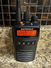 Radios de dos vías Motorola VX-454-G6-5 con batería segunda mano  Embacar hacia Argentina