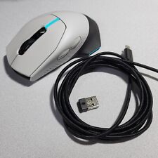 Mouse inalámbrico para juegos Alienware AW610M triple modo RGB - luz lunar segunda mano  Embacar hacia Argentina