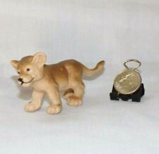 "Estatuilla de plástico juguete de plástico para casa de muñecas bebé león cachorro animal salvaje gato" segunda mano  Embacar hacia Argentina