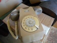 Antico telefono auso usato  Italia