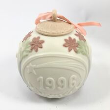 Ornamento de Natal anual Lladro 1996 bola bisque de porcelana 16298 rosa com caixa, usado comprar usado  Enviando para Brazil
