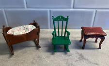 Cuna/cuna de bebé mecedora de madera de pino en miniatura para casa de muñecas, silla, mesa, usado segunda mano  Embacar hacia Argentina