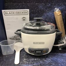 Panela elétrica de arroz BLACK+DECKER 3 xícaras com função Keep-Warm, branca - RC503 comprar usado  Enviando para Brazil