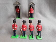Britains 1977 set 6 Ceremonial Scots Guards soldiers + 2 sentry boxes for sale  Shipping to South Africa