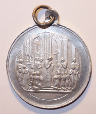 Médaille religieuse précieux d'occasion  Maisons-Laffitte