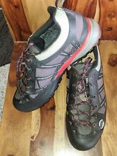 Hanwag goretex scarpe usato  Spedire a Italy