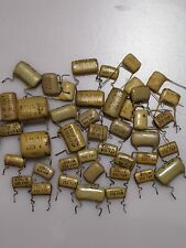 Lote sortido de 40 capacitores Mullard comprar usado  Enviando para Brazil