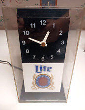 Vintage Anos 80 Miller Lite Cubo Iluminado Relógio Elétrico Uma Cerveja Pilsner Fina RARO MUITO BOM ESTADO comprar usado  Enviando para Brazil