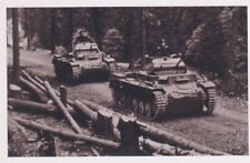 2 Deutsche Panzerwagen auf Patrouille schwarze Uniform mit Tk. 2.WK Panzer Foto gebraucht kaufen  Rees
