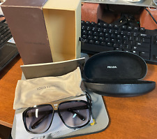 Louis Vuitton-evidências Óculos de Sol Preto Com Dourado (Unissex) Z0105W, Caixa Original papéis comprar usado  Enviando para Brazil