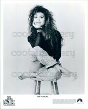 Foto de imprensa 1990 linda Nia peeples sentada cruzada com pernas em banquinho comprar usado  Enviando para Brazil