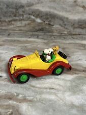 Vintage 1958 Aviva Toy Snoopy Woodstock Die Cast Car - Roda faltando comprar usado  Enviando para Brazil