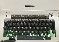 Antica macchina scrivere usato  Italia