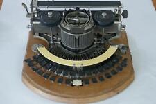 Usado, Máquina de escrever antiga Hammond com tampa de madeira comprar usado  Enviando para Brazil