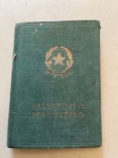 passaporto usato  Saronno