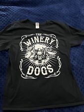 Camisa The Winery Dogs Who Let The Dogs Out Tour G preta comprar usado  Enviando para Brazil
