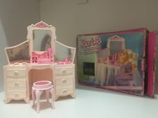 Muebles con espejo vintage Barbie Dream Glow Vanity 2310 incompletos segunda mano  Embacar hacia Argentina