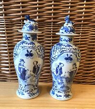 Vasos de porcelana chineses orientais Foo Dog azul e branco bênção de longa vida. Assinado comprar usado  Enviando para Brazil