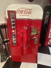 vendo 81 coke machine for sale  Glen Head