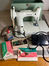 Nice White Singer Featherweight Sewing Machine 221K EY With Green Case and Key for sale  Eureka
