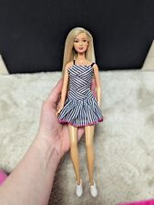 Lalka Barbie Moda Gorączka Kayla Lea Mattel. Blond włosy J1411 oryginalnie w futrze, używany na sprzedaż  PL