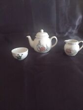 Vintage Wedgwood Peter Rabbit Childs Tea Set -- Teapot W/ Lid, Creamer and Sugar for sale  Shipping to South Africa