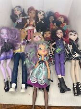 Lote de 12 muñecas Monster High/Ever After High segunda mano  Embacar hacia Argentina