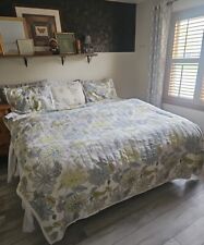 Queen floral quilted for sale  Chatham