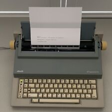 Máquina de escribir electrónica vintage Olivetti - ET personal - 55 - número de serie S6015282, usado segunda mano  Embacar hacia Argentina