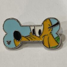 Broche Disney Pluto em forma de osso escondido Mickey elenco HM B2 comprar usado  Enviando para Brazil