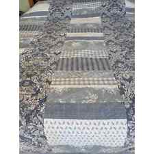 Country living quilt for sale  Huntsville