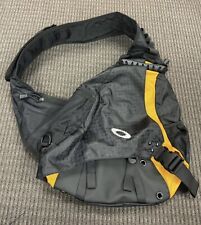 Oakley sling bag usato  Villa Santa Lucia