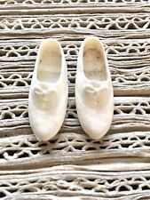 Chaussures fermées blanches d'occasion  La Chapelle-la-Reine