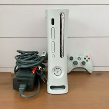 Sistema de console de videogame Microsoft Xbox 360 branco inclui controle e cabos comprar usado  Enviando para Brazil