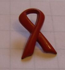 Pins ruban rouge d'occasion  Angers-