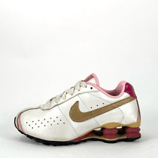 Tênis de corrida Nike SHOX meninas 3.5Y clássico Y2K branco rosa dourado | 309711-614 comprar usado  Enviando para Brazil