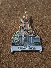 Pin mickey chateau d'occasion  Paris I