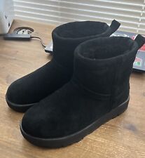 Ladies ugg boots for sale  UK