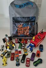 Hot Wheels bundle - backpack, 25 x Die Cast Car, truck, scorpion large car comprar usado  Enviando para Brazil