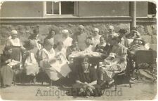 Enfermeras Mujer de Costura Paciente En Rueda Cama 1920s Foto segunda mano  Embacar hacia Argentina